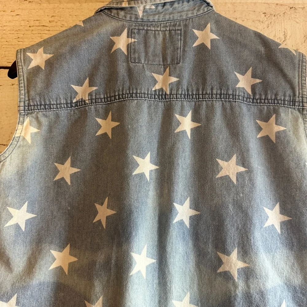 EXPRESS Star Patterned Distressed Denim Sleeveless Top Size Medium - Picture 5 of 10
